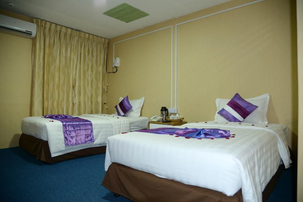 San Eain Hotel - Mandalaj Pokój zdjęcie